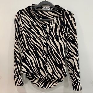 COPY - Express Portofino Shirt Womens XXS Button Front Long Roll sleeve